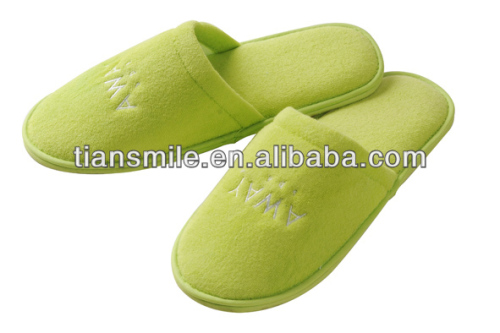 2014 Latest comfortable,beautiful,convenient with fashion designed velour cheap disposable hotel guests slipper export to serbia