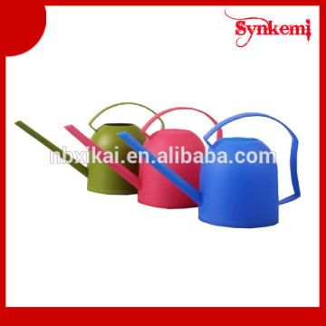 Plastic flower watering pot