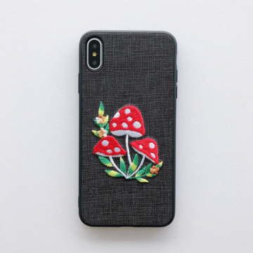 Cute Embroidery Mushroom TPU Phone Case Baksida