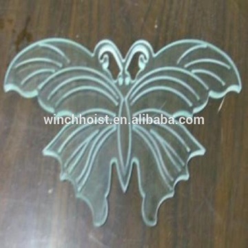 Computerized art glass cutting machines