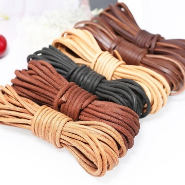 Handmade Cowhide Rope Necklace with Flower Pattern