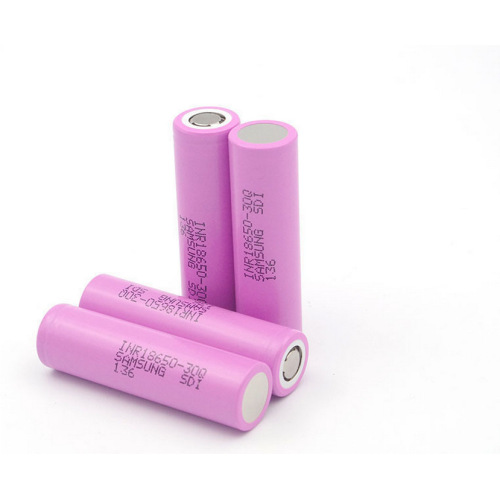 Cellule de batterie Li-Ion 18650 3.7V 3000mAh 12.95Wh