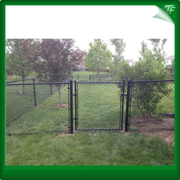 Galvanized diamond post chain link fence