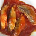 Sardinen-Fischkonserven in Tomaten