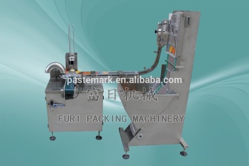 cap lining machine