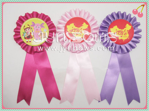 Handmaking Custom Kids Medal With Ribbon