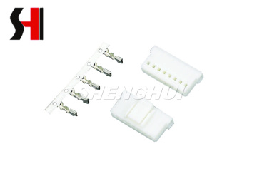 Compact High-Current Wire Board Connector