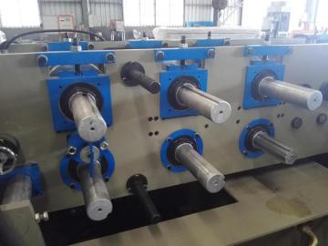 High precision z-purlin roll forming machine