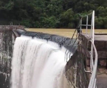 Water filled inflatable rubber dam,