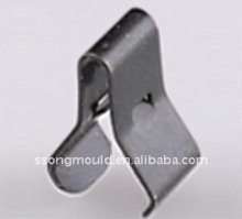 Y metal retaining spring clips