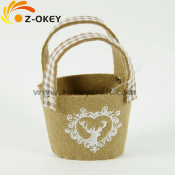 Elegant felt bucket with plaids Christmas decoration