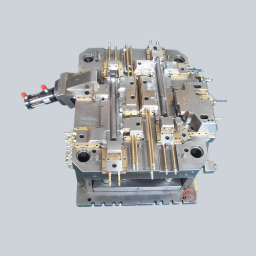 Modellatura del serbatoio del radiatore automatico