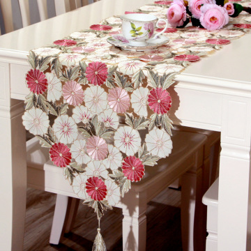 Handcrafted Dining Flower and Macrame Table Runner for Wedding Decorations