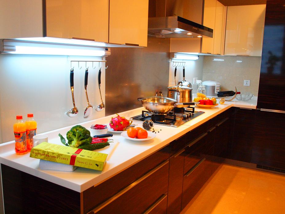 Cocina moderna renovada Renovated modern kitchen