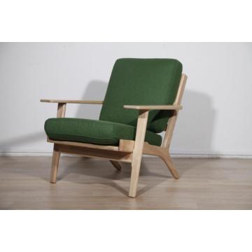 Орчин үеийн ноолууран хуулбар Hans Wegner банзан сандлууд