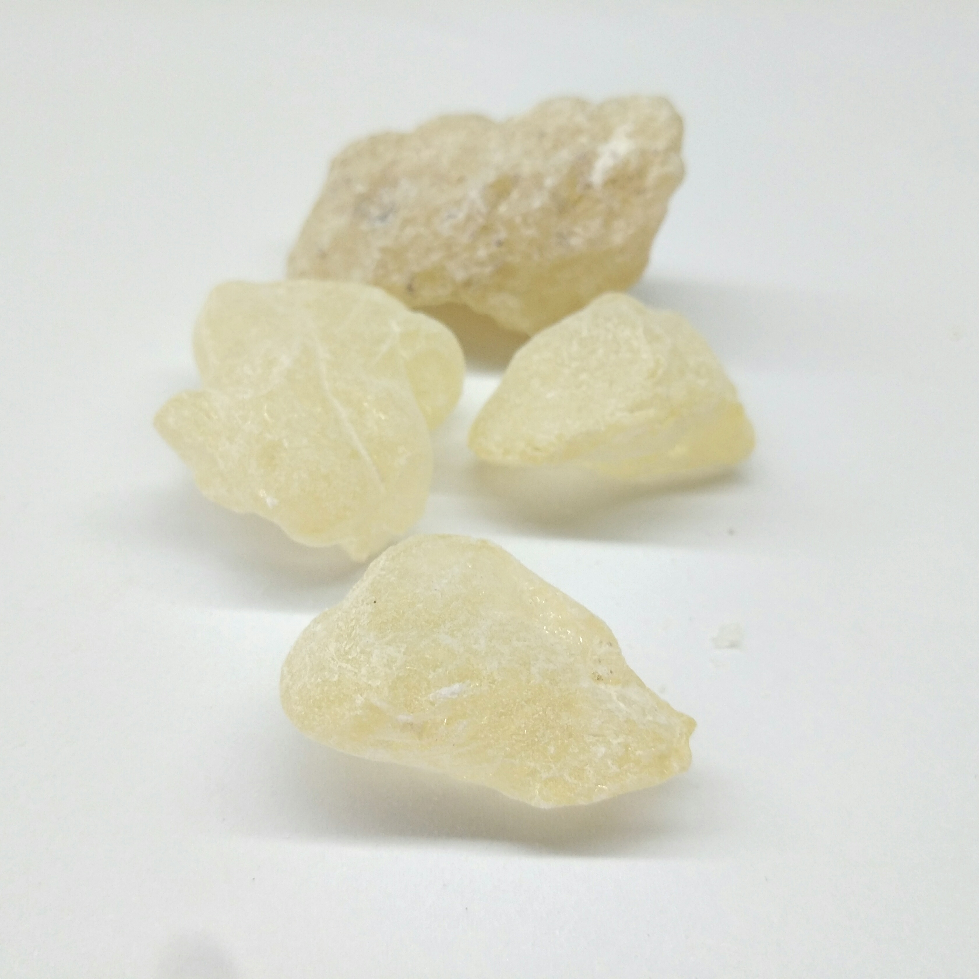 High Purity Dammar Resin Natural Gum Damar for Beeswax Food Wrap