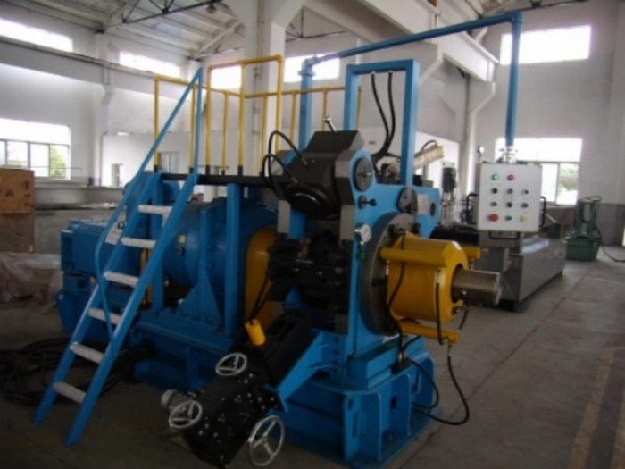 Línea de producción de revestimiento de revestimiento de aluminio. aluminium sheath coating production line