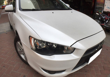 Air Bubble Free Chameleon Matte White Car Decals Stickers