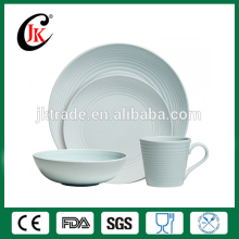 Wholesale 4pcs Custom Western Porcelain Dinnerware Set,Cheap Dinner Set