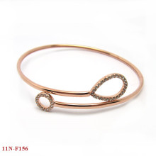 2016 new arrival fashion design bangle for lady jewelry.