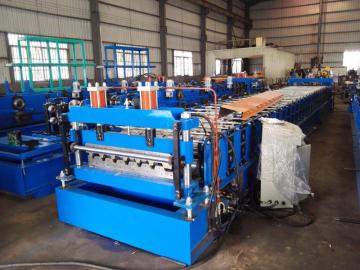 Customized floor deck roofing panel machine