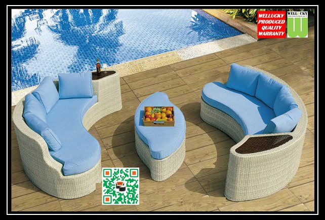 SGS Approved Mediterranean Style All-Weather Resin Wicker Loveseat Sofa with Polyester Fabric Cushion and Pillow Included.