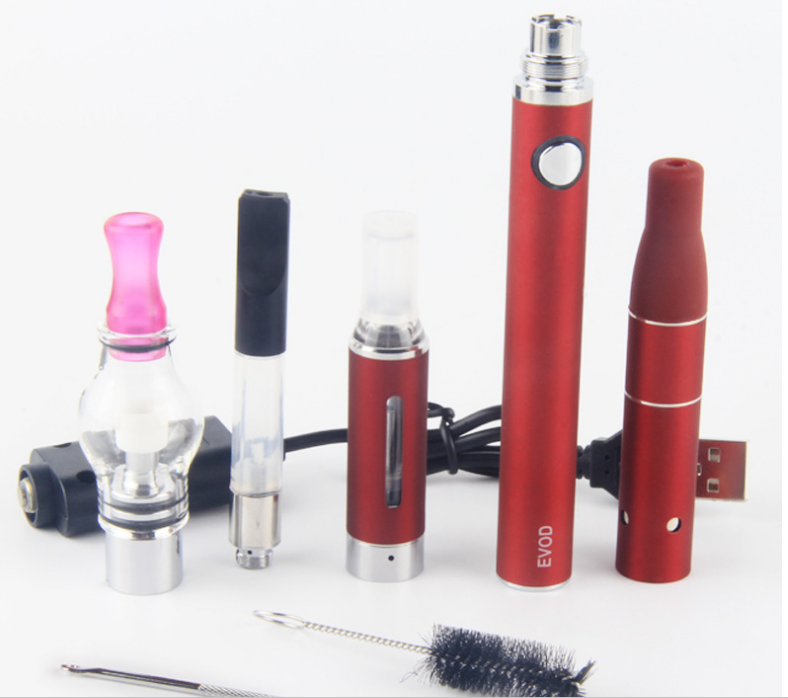 Produs nou evod kituri 4 în 1 baterie Evod cu 4 atomizor evod vaporizator pen