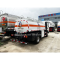 Camion de livraison de pétrole Sinotruck Howo Howo 6-roues