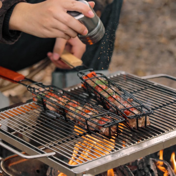 Customization Roasting Barbecue Net Wooden Handle BBQ Grill Basket metal Nonstick Kabob Grilling Baskets