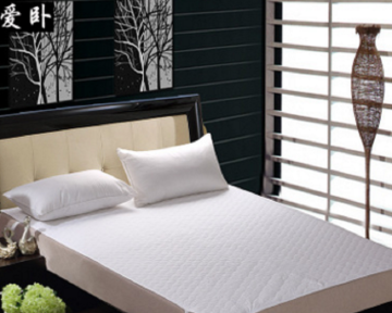 Soft bed pad for comfortable sleep