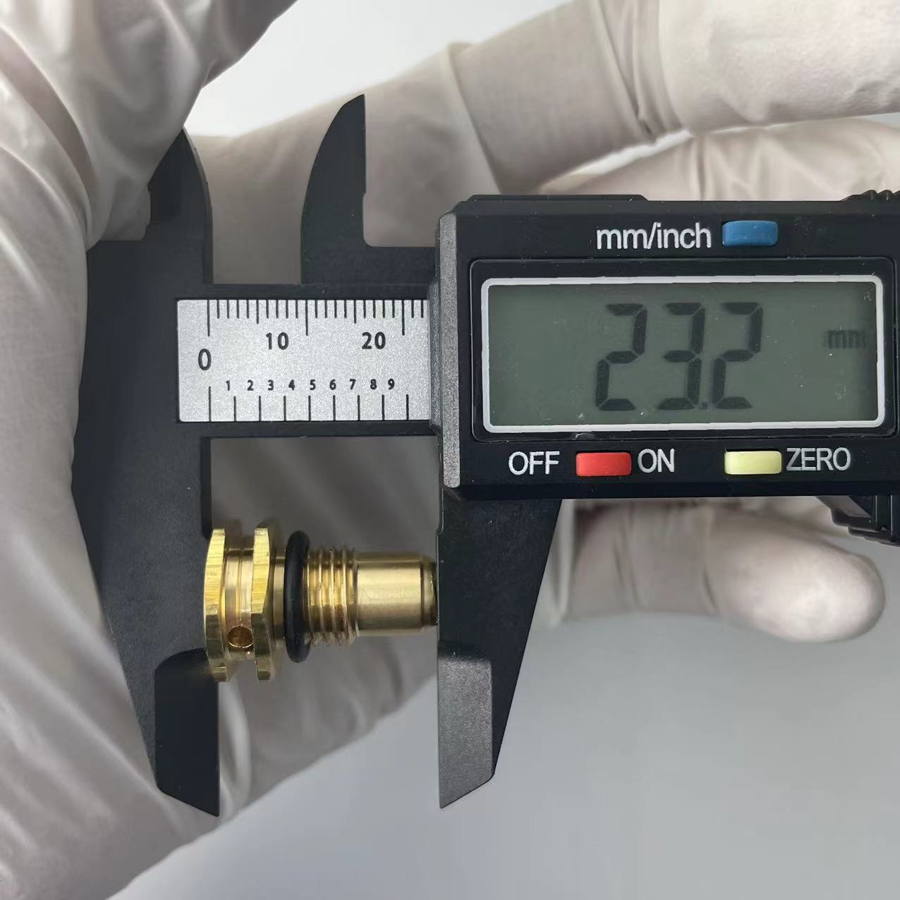 KARL-STORZ Insufflator Cartridge Pressure Relief Valve Copper Powder Sintered Cartridge (2)