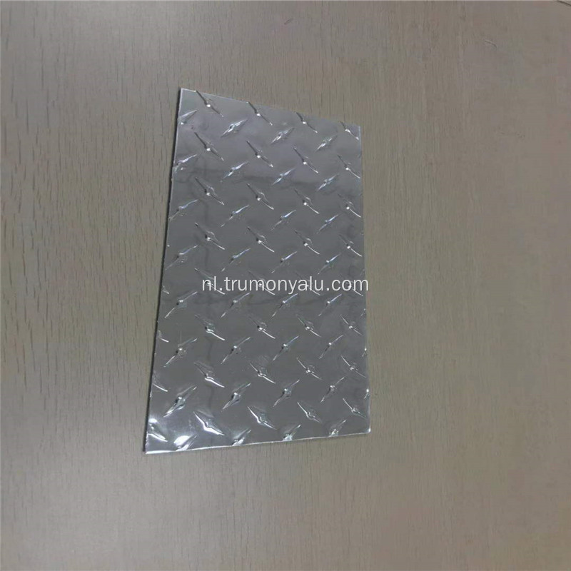 3003 5052 geanodiseerde aluminium plaat met hoge ribben