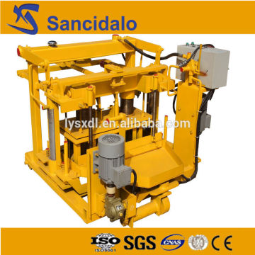 Samll mobile hollow block machine QT40-3A