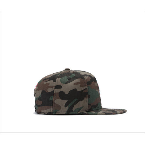 Hip hop camouflage hat skull embroidered baseball cap