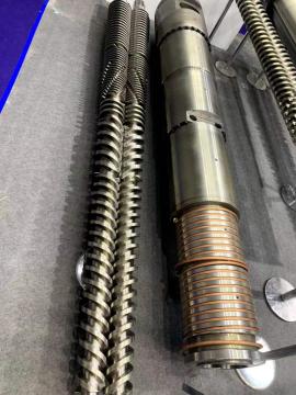 Ceramic Spray Coating Screws