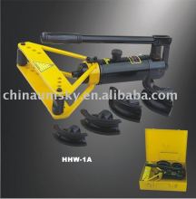 Hydraulic pipe bender