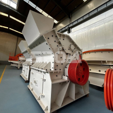 Portable Mobile Mining Hammer Mill Crushing Machine for Stones: Price