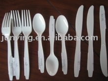 plastic cutlery