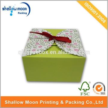 Custom design paperboard macaron boxes
