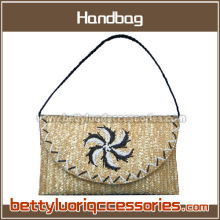 STRAW CLUTCH BAG