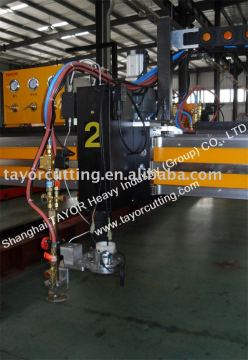 CNC plasma/oxyfuel cutting machine