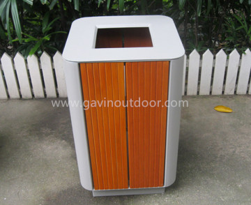 Outdoor wooden trash cans park trash cans