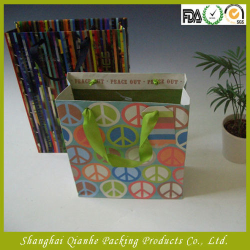 Nice paper shopping bag,colored paper drawstring bag