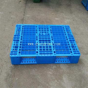 Smooth surface and double faced four ways entry plastic pallet
