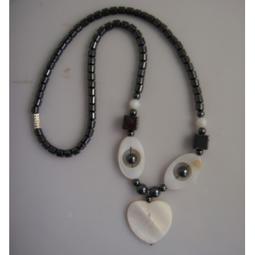 Hematite pearl Shell Necklace