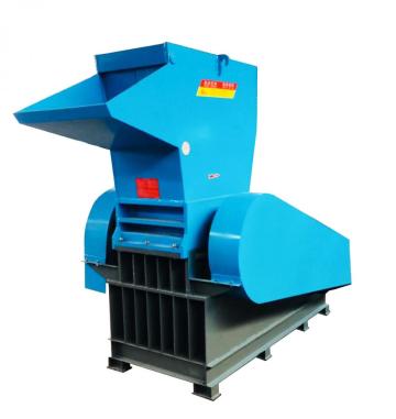 High speed plastic lump crusher