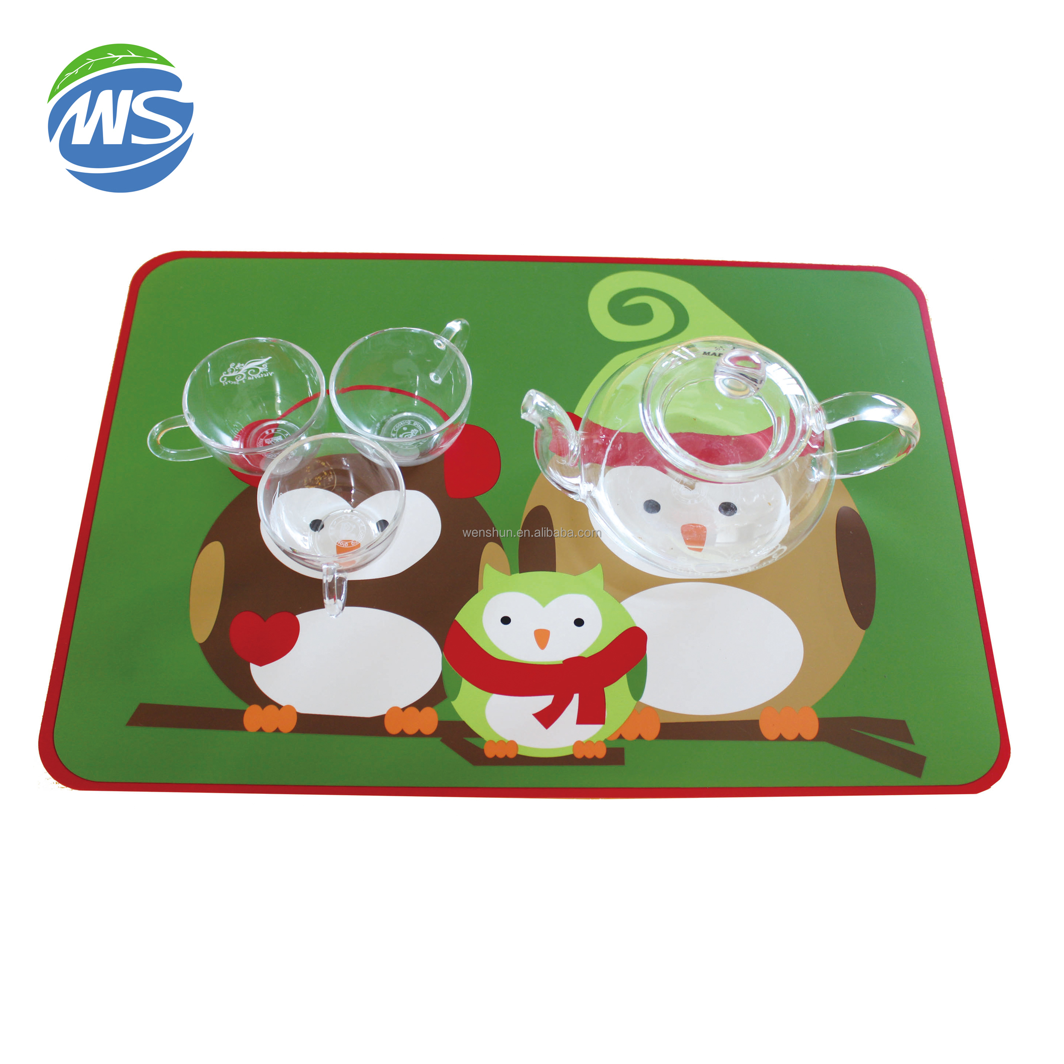 2024 New Design High Quality Non-slip Heat Resistant Food Grade Plastic Placemat for Dining Table