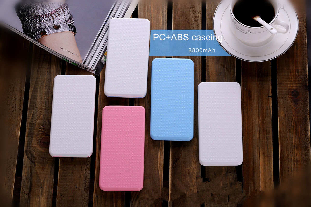 8800mAh power bank portable charger