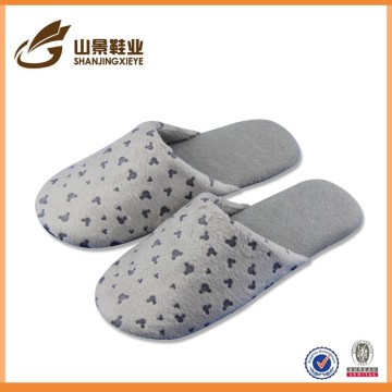 Super soft embossed dot slipper unisex winter suit bedroom slipper