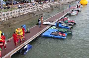 Jetslide floating motor marina for sale